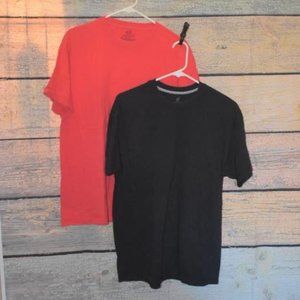 💜2 for $15 Lot of 2 Tee-Shirts Size Large L~1 Red 1 Black Unisex Crew Neck